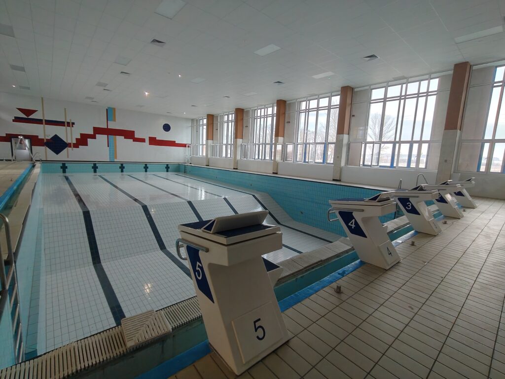 Kompleks sportowy (basen) w Rudnej